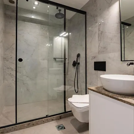 דירה Rodos Downtown 107